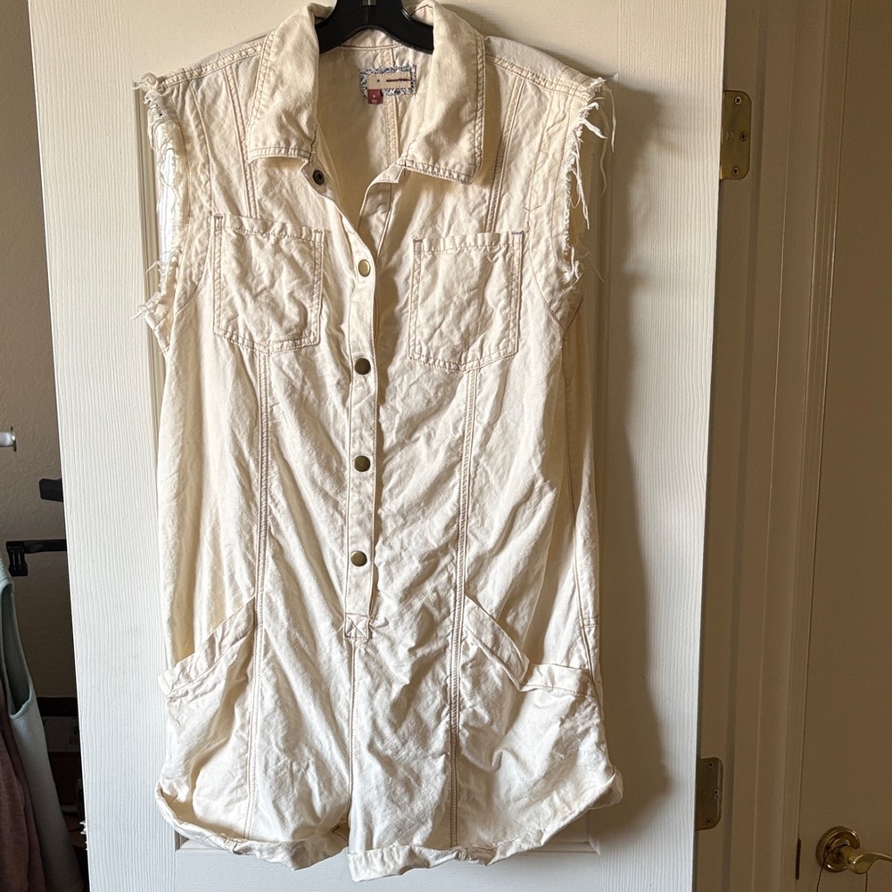 Pilcro Anthropologie Distressed Sleeveless Romper size M